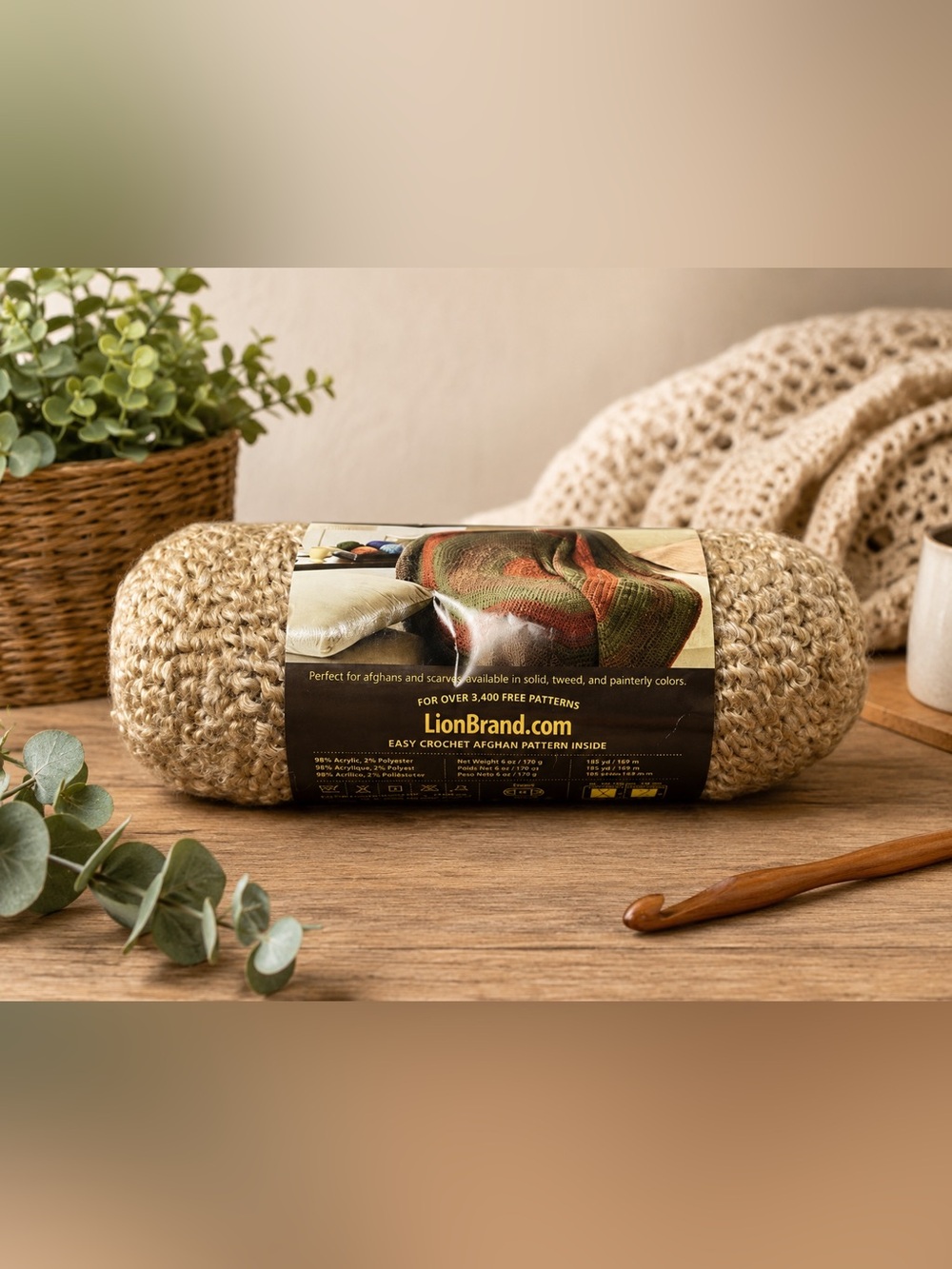 Lion Brand Homespun Yarn Easy Crochet Pattern 6 Ounces Rococo #311 Bulky USA New